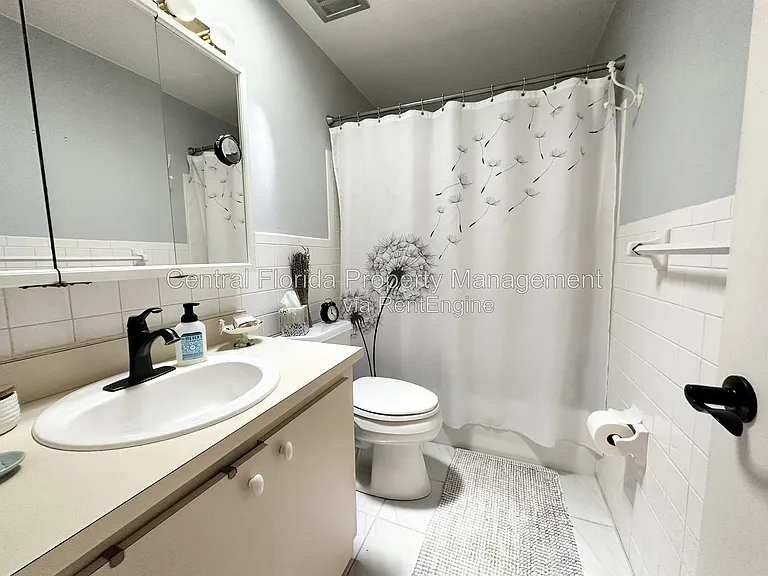 3137 Thistlehill Dr — Photo 6