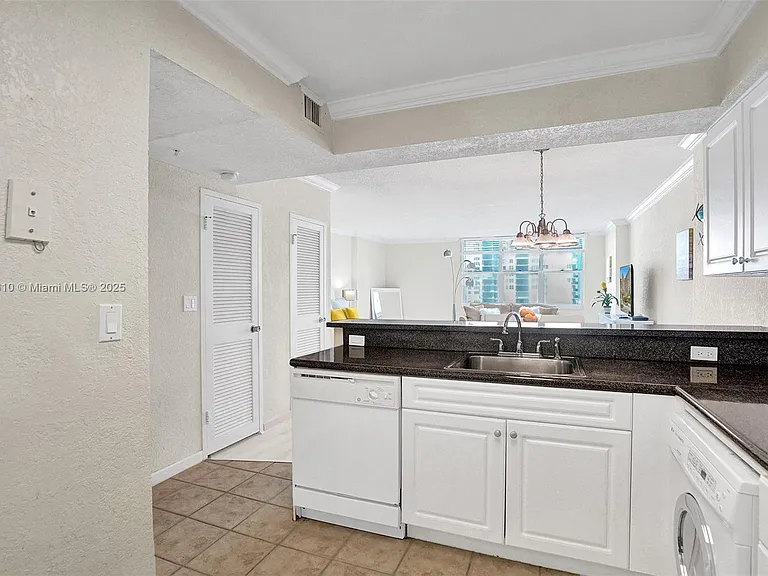 2501 S Ocean Dr #903 — Photo 17