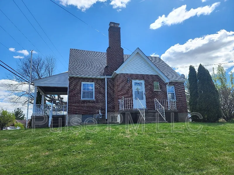 3507 Wolf Rd