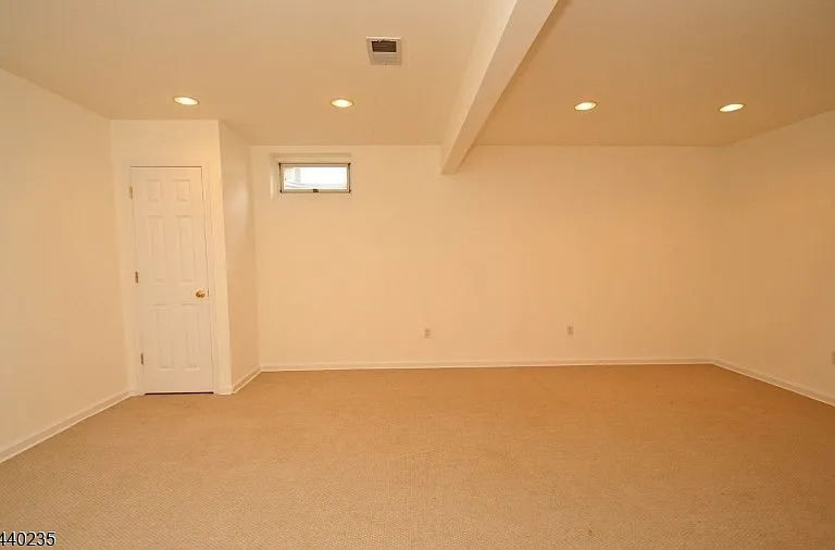 4 Prescott Ct — Photo 10