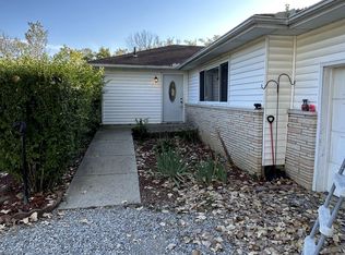 5576 S Old State Rd, Lewis Center, OH 43035