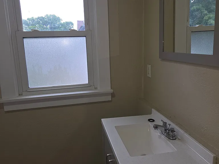 1654 Wakefield Ave #2 — Photo 1