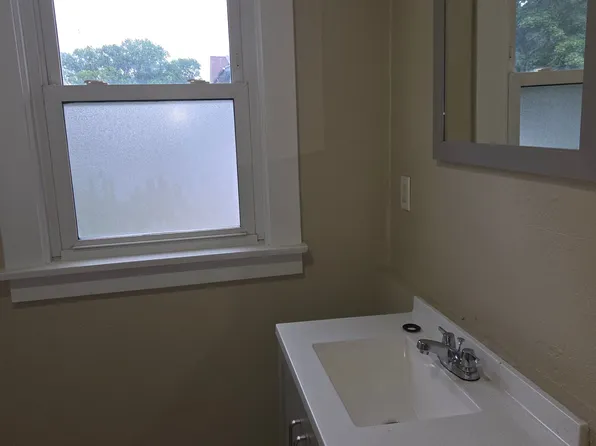 1654 Wakefield Ave #2, Youngstown, OH 44514
