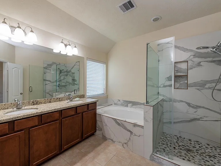 6402 Addlestone Ridge Ln — Photo 15