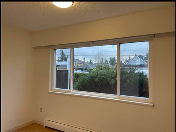 4th image of 13615 Fraser Hwy #9