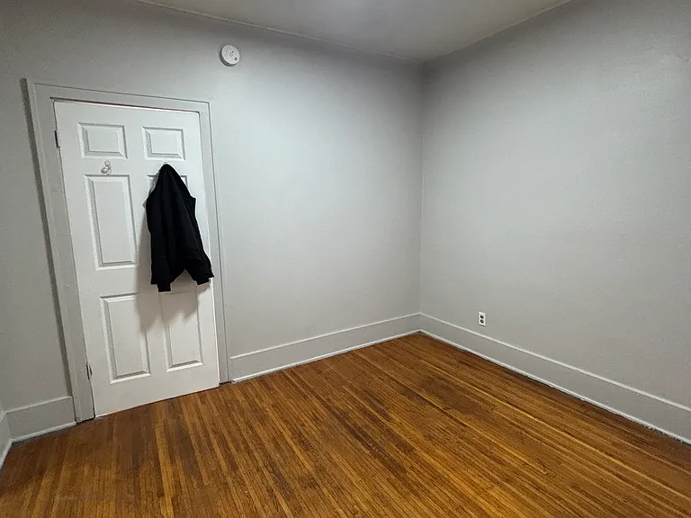 1601-1603 E Main St #4 — Photo 12