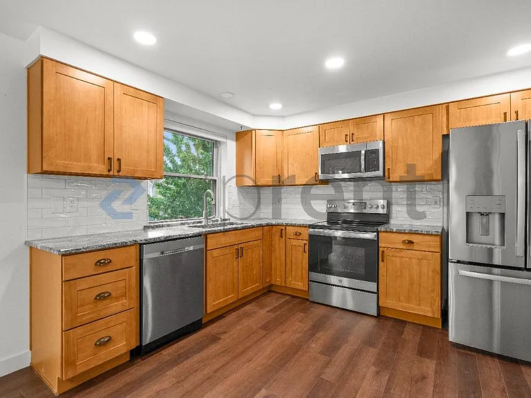 9915 SE 235th Pl — Photo 12