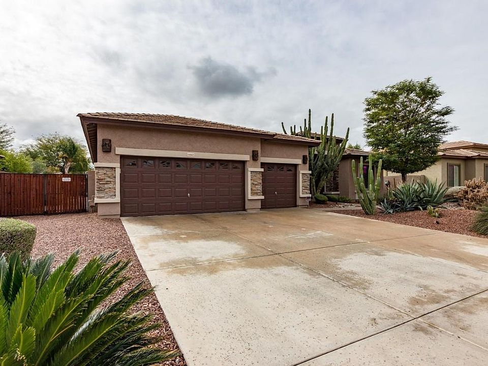 1st image of 18065 W Banff Ln