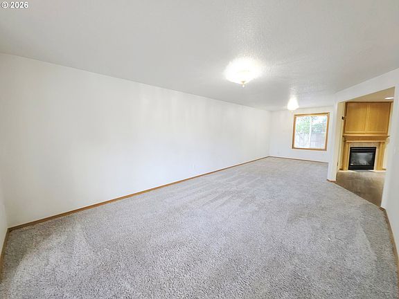 3rd image of 4372 SE Pine Way