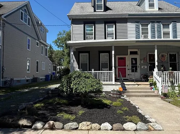 803 Cinnaminson Ave, Palmyra, NJ 08065