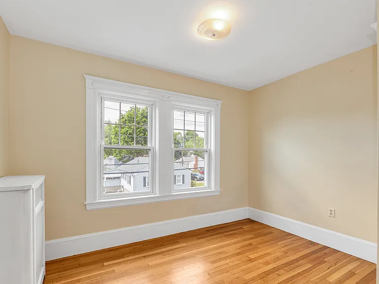 95 Willow St #2 — Photo 11