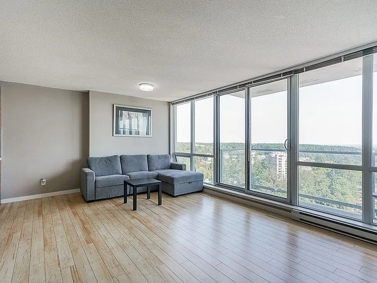 9981 Whalley Blvd #2105 — Photo 2