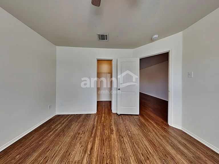 4713 Bridlewood Ln — Photo 13