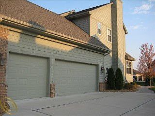 5th image of 5699 Strawberry Cir