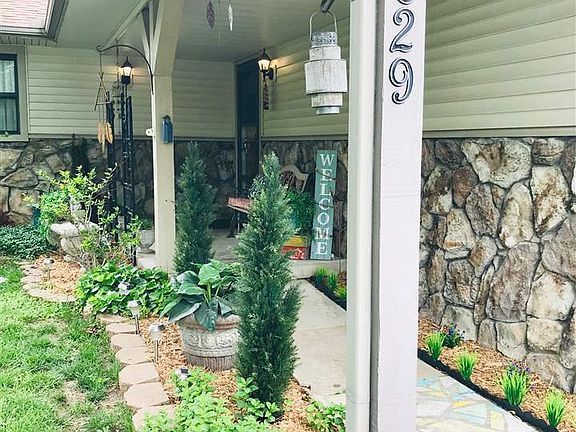 5th image of 1629 Pin Oak Ct