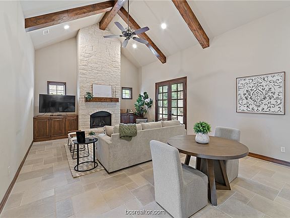 3rd image of 2305 Scotney Ct