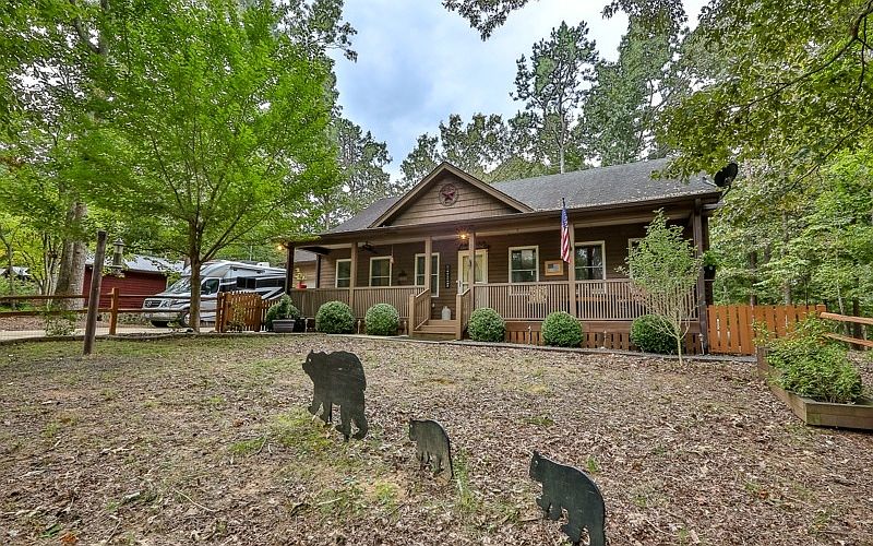 1st image of 1019 Riverview Dr