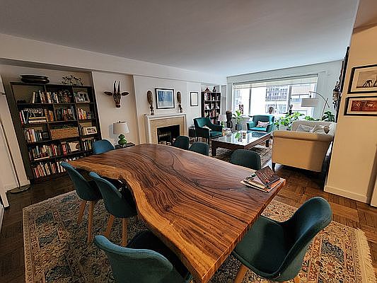 3rd image of 41 W 58th St #4CD