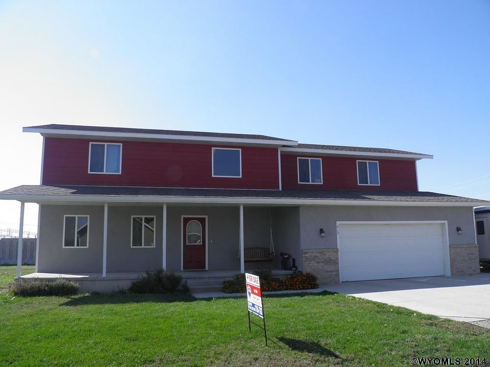 1st image of 612 Wellington Ct