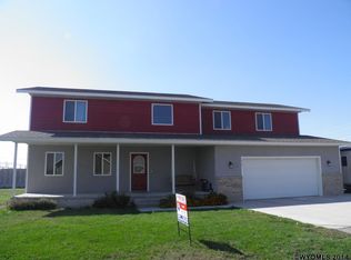 612 Wellington Ct, Riverton, WY 82501