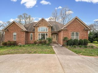 208 Markie Dr, Clarksville, TN 37043