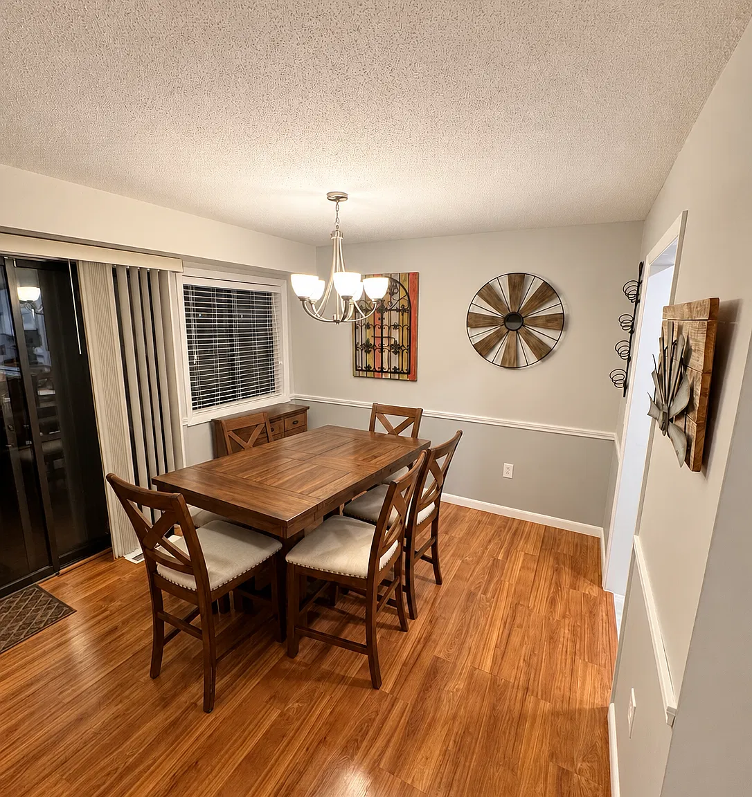 3 bed, 1329 sqft, $2,000 — Photo 3