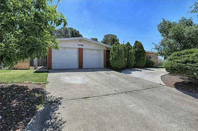 1st image of 4208 Canterbury Dr