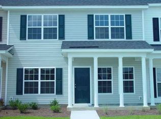 121 Cromer St, Savannah, GA 31407