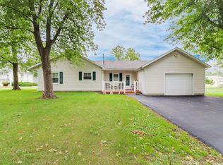 108 S Griffin St, Armington, IL 61721