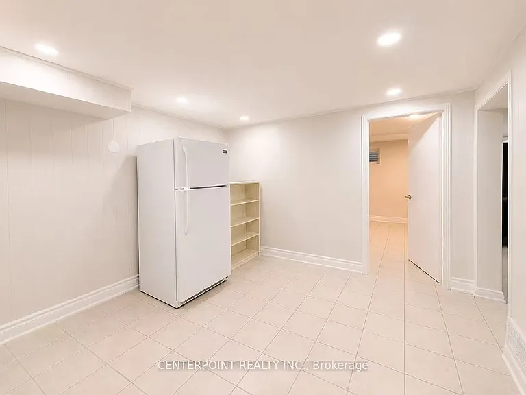 12 Hobart Dr — Photo 12