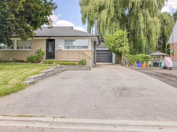 279 Elmwood Cres, Milton, ON L9T 1C3