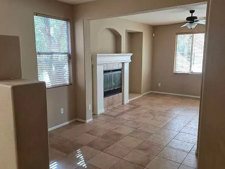 8745 Shady Pines Dr — Photo 4
