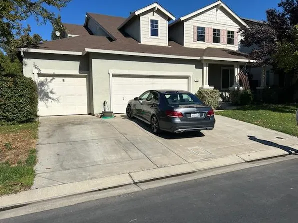 13211 Fountain Dr, Waterford, CA 95386