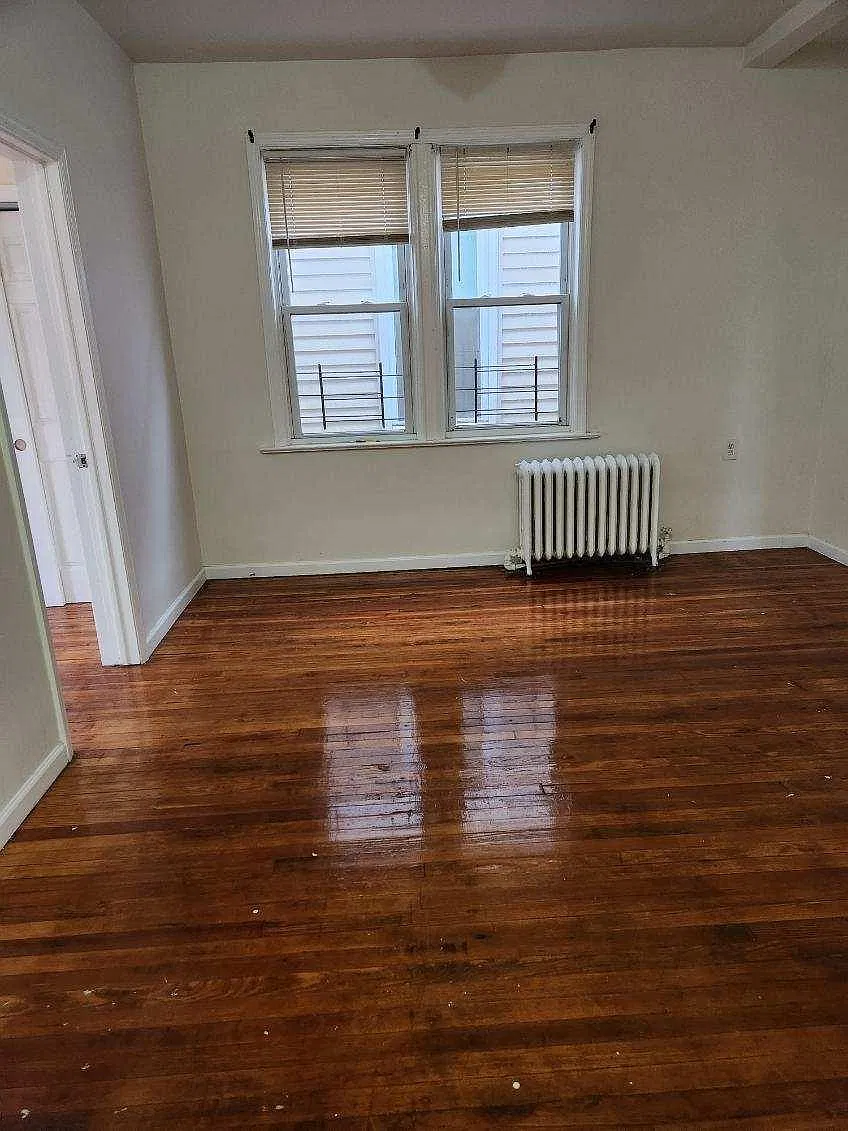271 Targee St — Photo 3