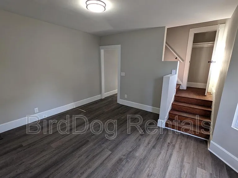 2735 Sutton Ave — Photo 4