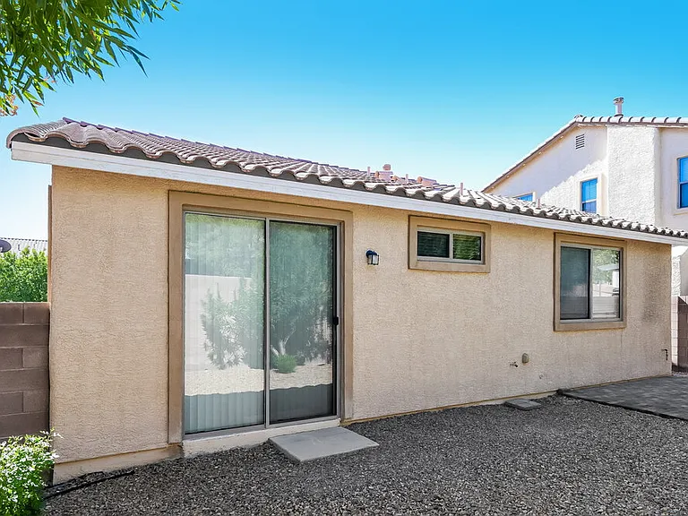 4344 Desert Home Ave — Photo 15