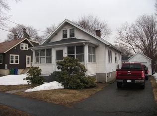 200 Parmenter Rd, Newton, MA 02465