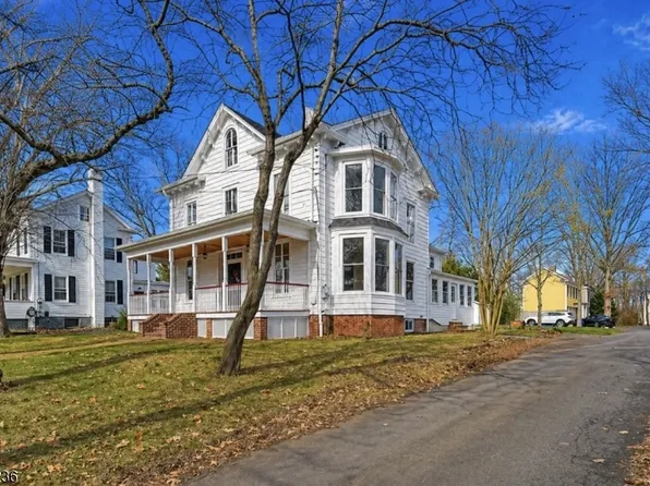 23 Amwell Rd, Millstone Boro, NJ 08844