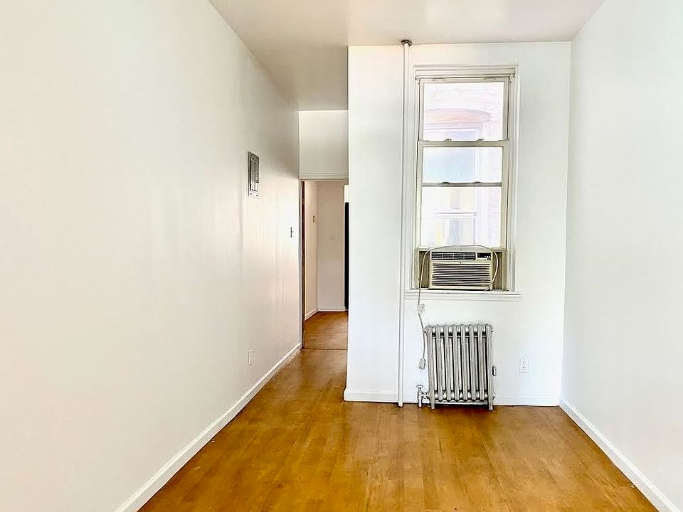 2nd image of 280 Knickerbocker Ave APT 2R
