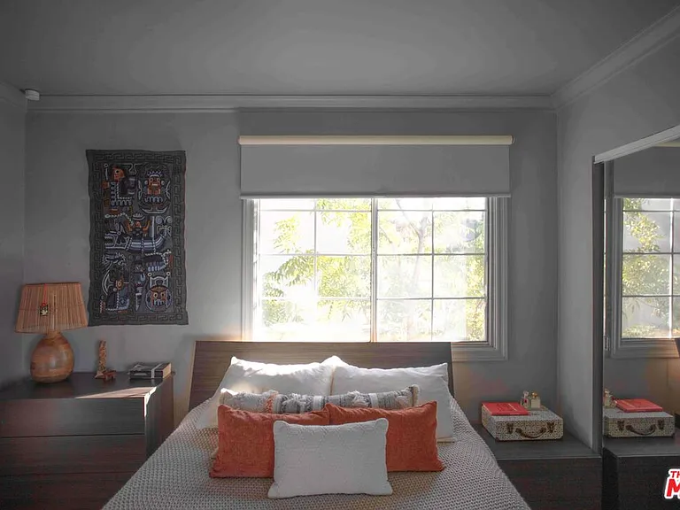 1112 Montecito Dr — Photo 14
