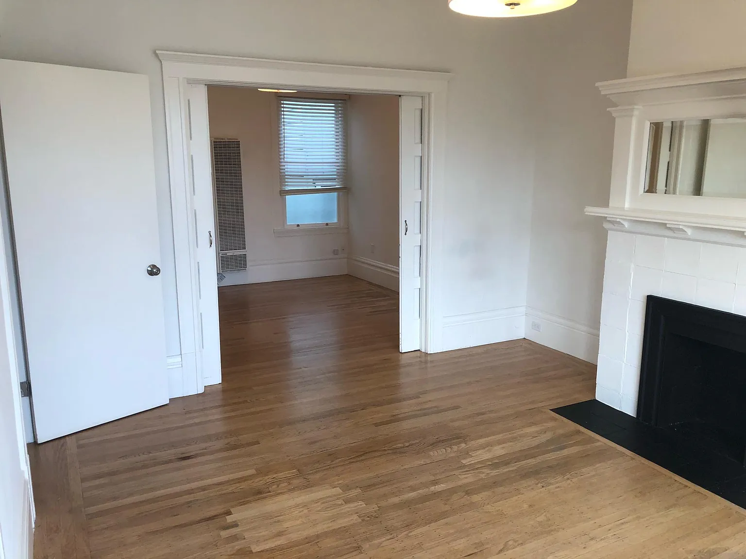 562 Hayes St — Photo 2