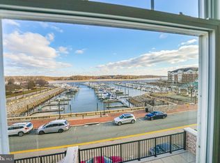 606 Marina Landing Ln, Woodbridge, VA 22191