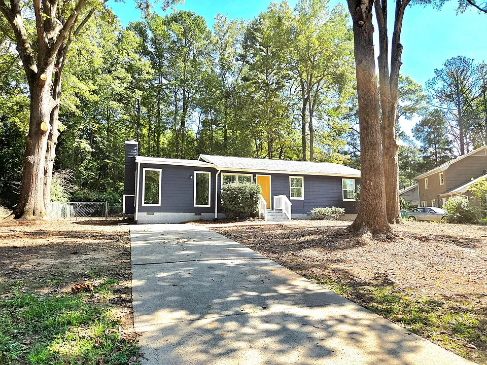 5143 Delivau Dr