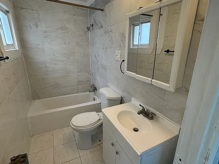 294 Tolland St #2F — Photo 5