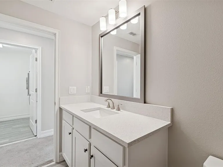 4921 W Paul Ave #4 — Photo 50