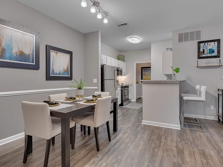Weston Reserve Apartments — Photo 45