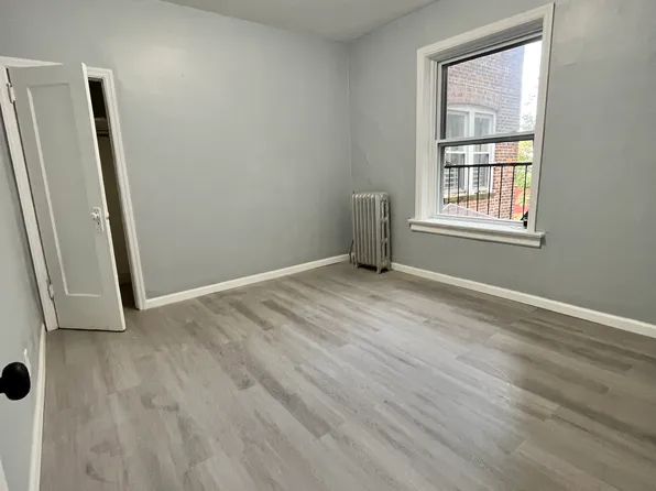 37 Sherman Avenue image 3 of 5