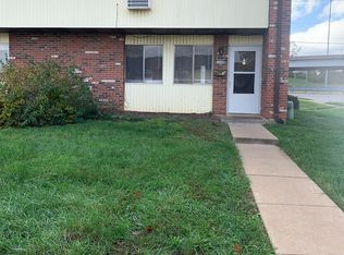7200 Hazelcrest Dr, Hazelwood, MO 63042
