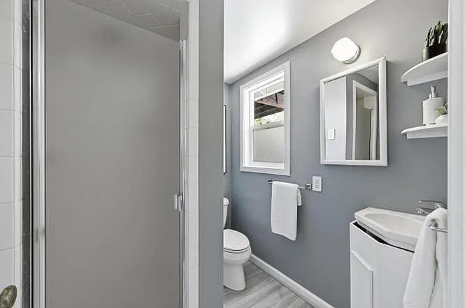 410 Wilton Ave — Photo 10