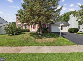3574 Armfield Farm Dr, Chantilly, VA 20151